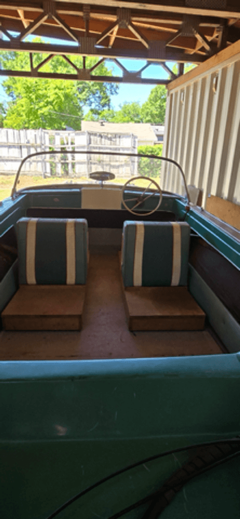 1962 Glastron Bayflite Deville - National Vehicle