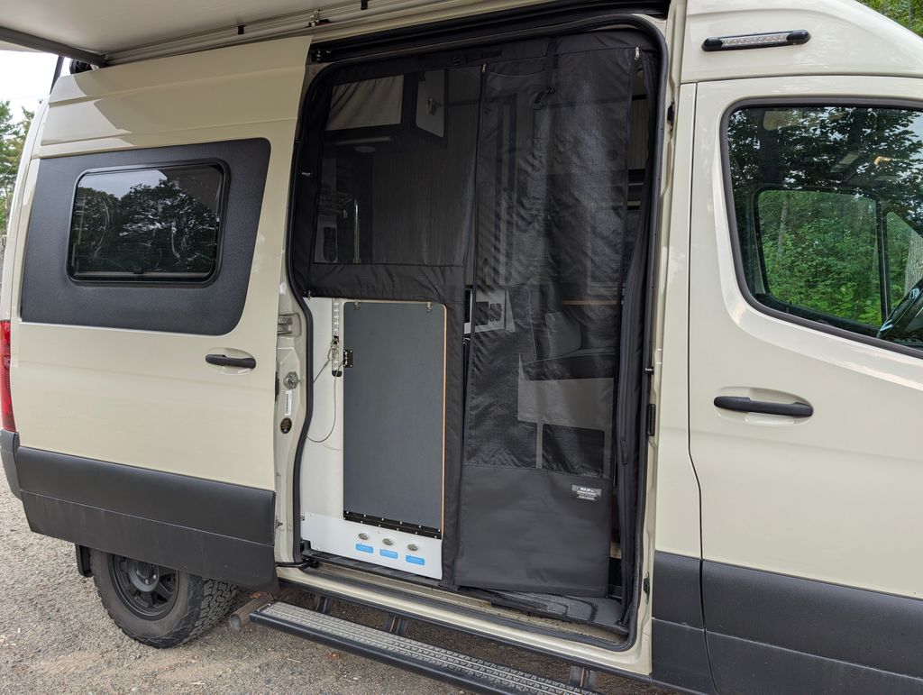 2023 Winnebago Revel 44E 4x4 - National Vehicle