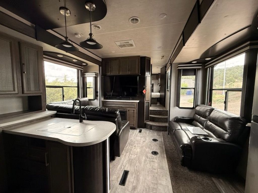 2018 Heartland Cyclone 3600 - National Vehicle