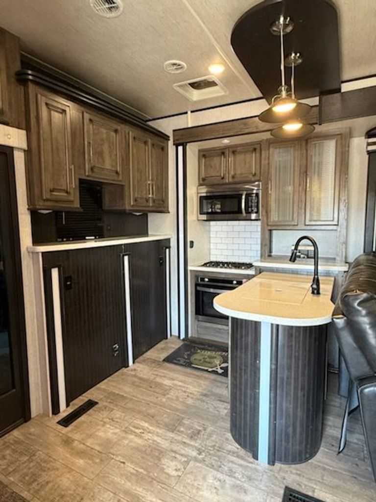 2018 Heartland Cyclone 3600 - National Vehicle