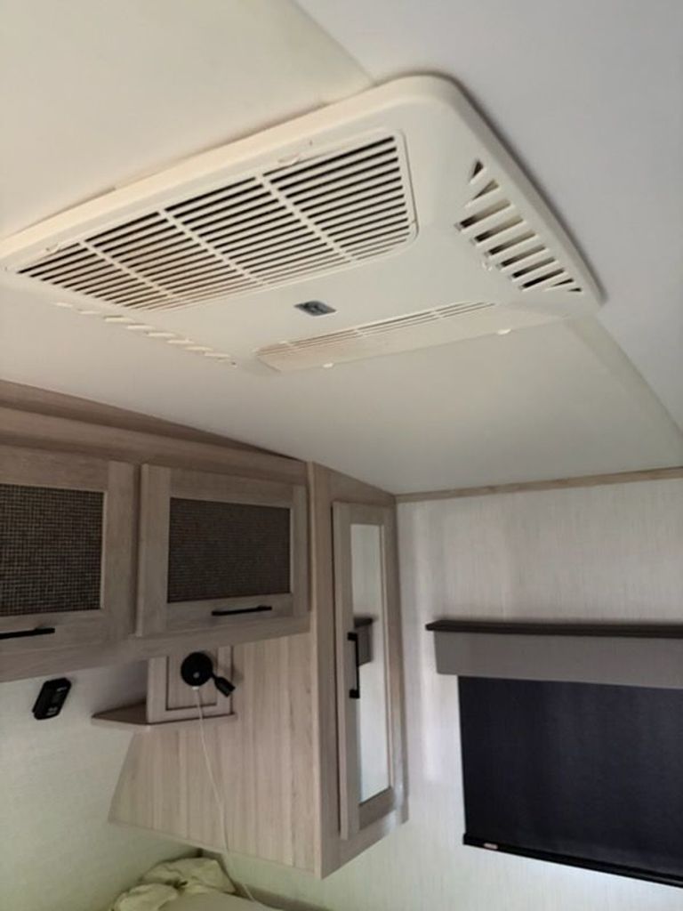 2022 Cruiser RV Twilight Signature 2800 - National Vehicle
