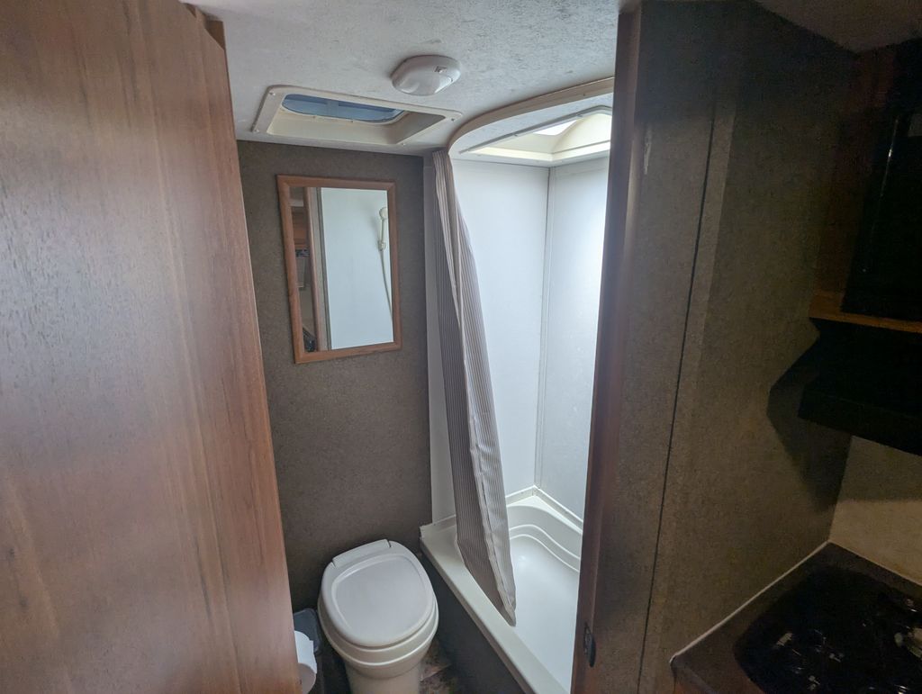 2016 Starcraft AR One 15RB - National Vehicle
