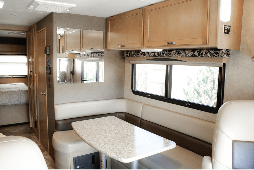 2015 Thor Motor Coach A.C.E. 27.1 - National Vehicle