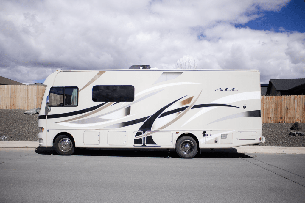 2015 Thor Motor Coach A.C.E. 27.1 - National Vehicle