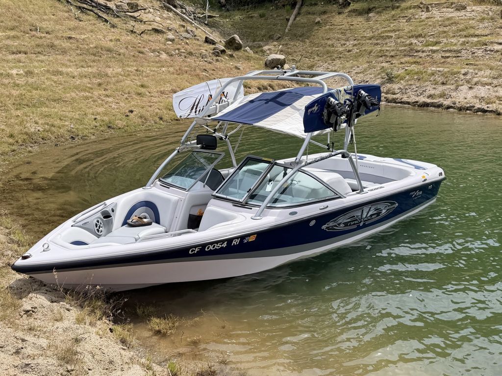 2005 Correct Craft Air Nautique 216 - National Vehicle
