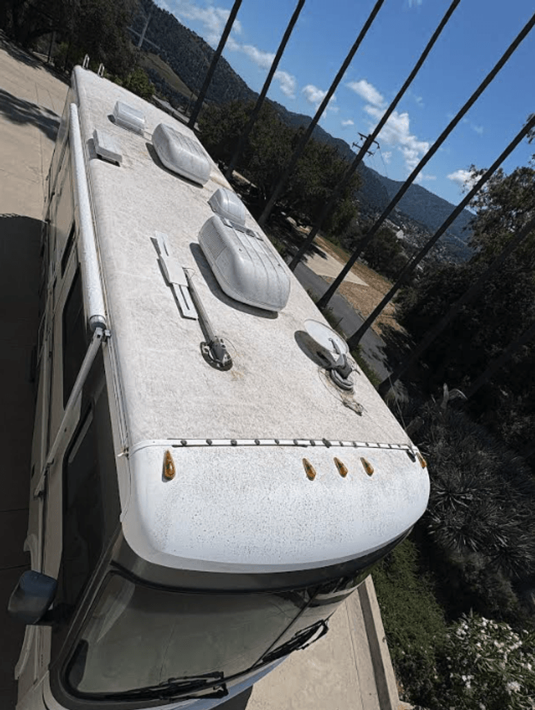 2003 Fleetwood Flair 31A - National Vehicle