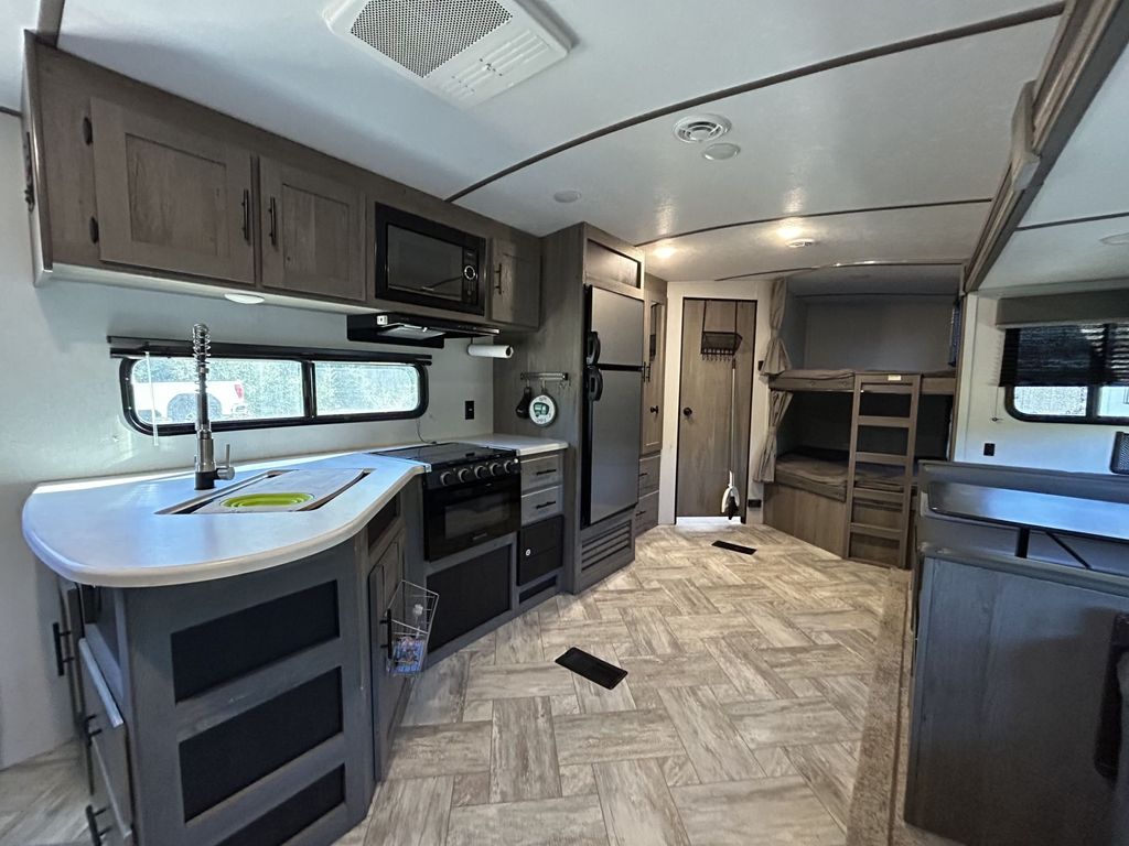 2021 Keystone Springdale 282BHWE - National Vehicle