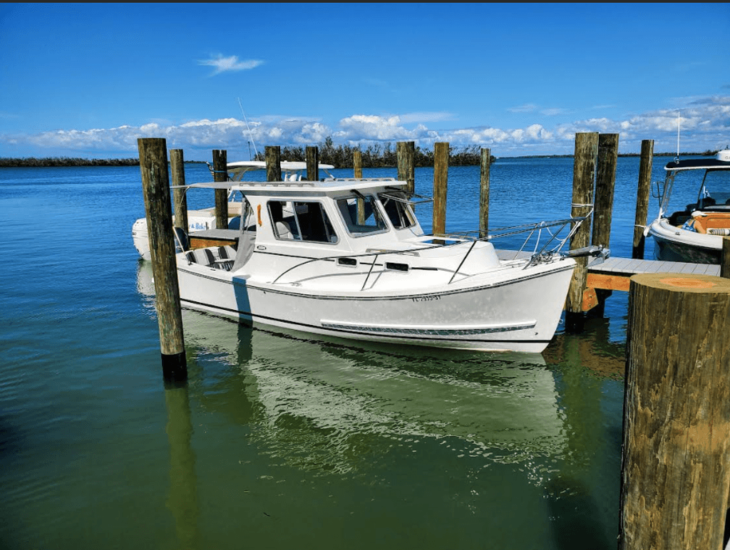 2021 Eastern 248 Islander - National Vehicle