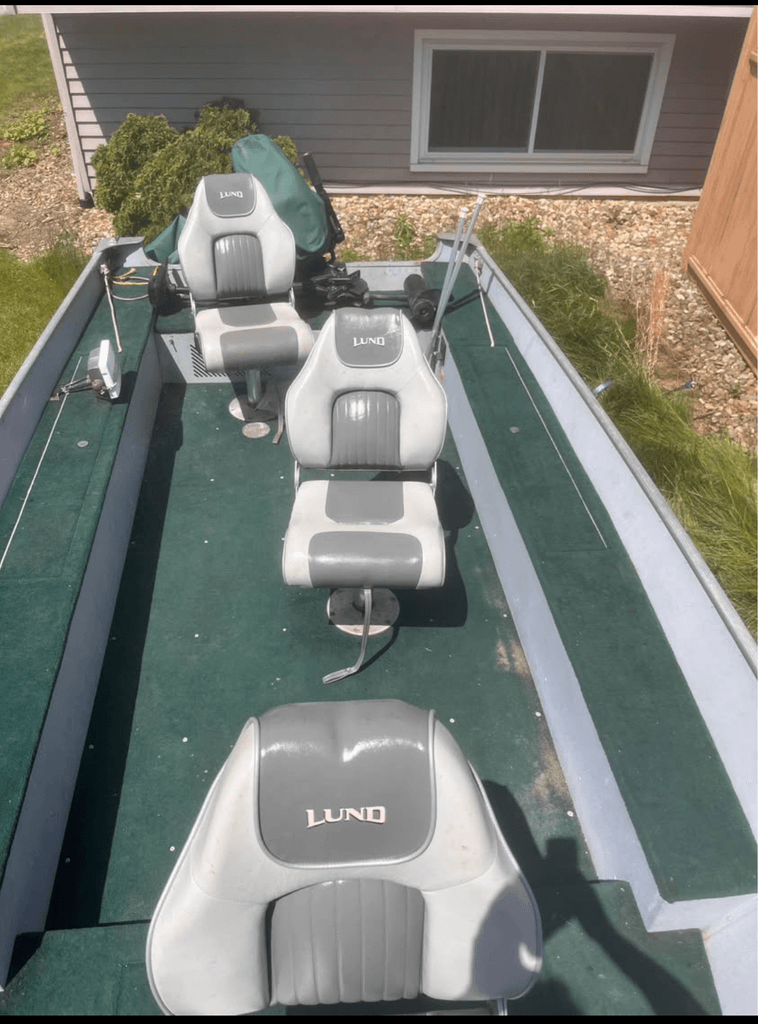 2002 Lund 1650 Rebel - National Vehicle