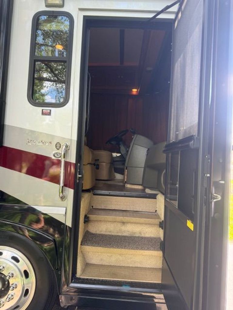 2009 Winnebago Journey 34Y - National Vehicle