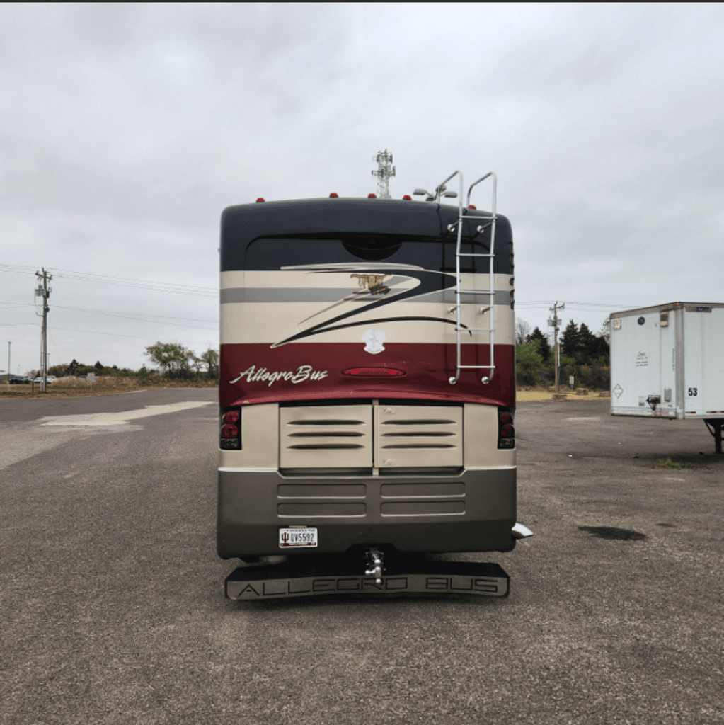 2005 Tiffin Motorhomes Allegro Bus 40QDP - National Vehicle