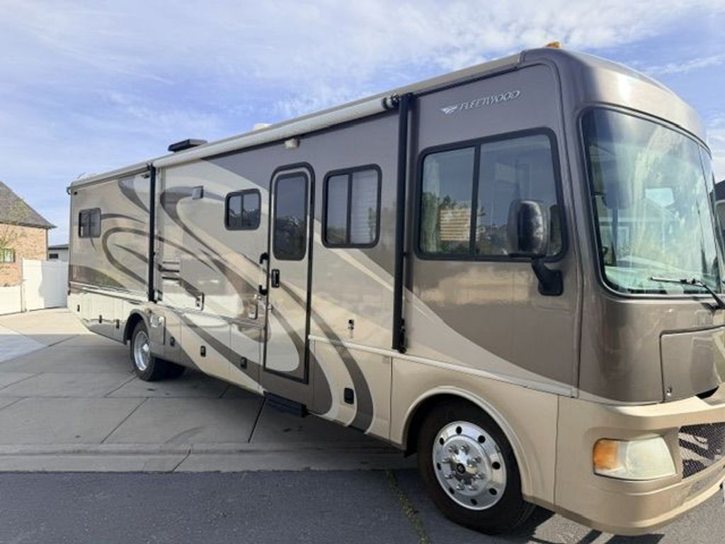 2008 Fleetwood Terra LX 34N - National Vehicle