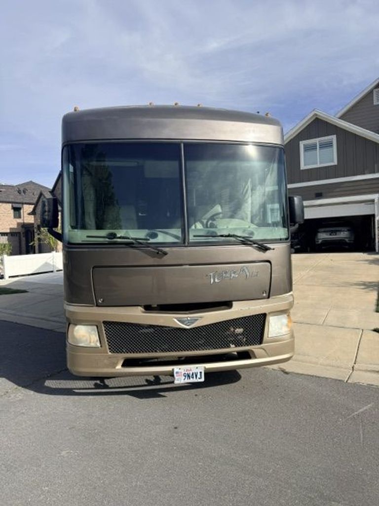 2008 Fleetwood Terra LX 34N - National Vehicle