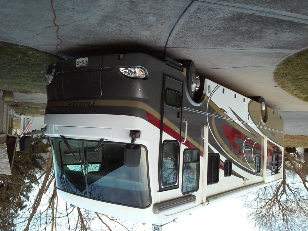 2004 Tiffin Motorhomes Phaeton 35RH - National Vehicle