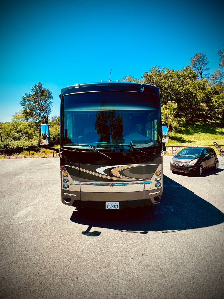 2016 Thor Motor Coach Tuscany XTE 36MQ - National Vehicle