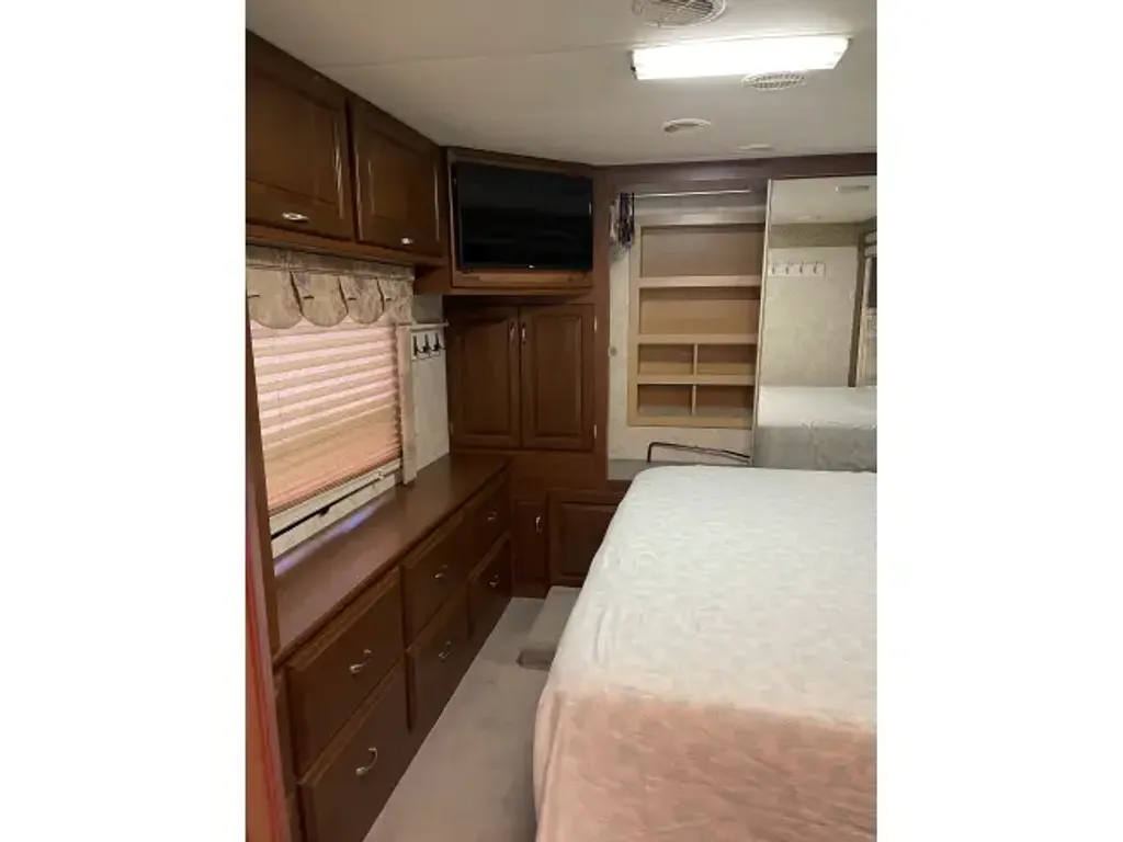 ビータ 2004 Newmar Dutch Star 4015 - National Vehicle