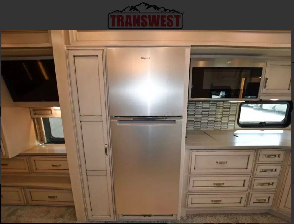 2021 Newmar Canyon Star 3513 - National Vehicle