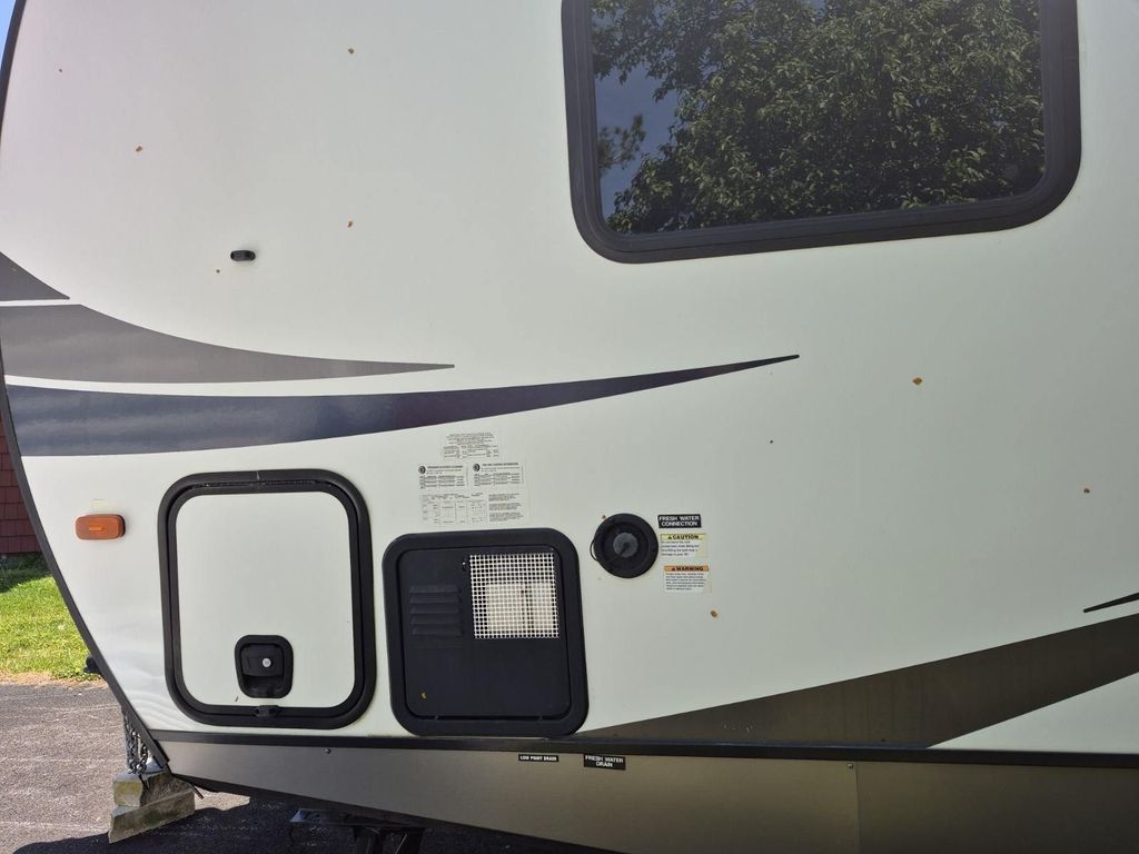 2021 Palomino by Forest River Solaire 258RBSS - National Vehicle