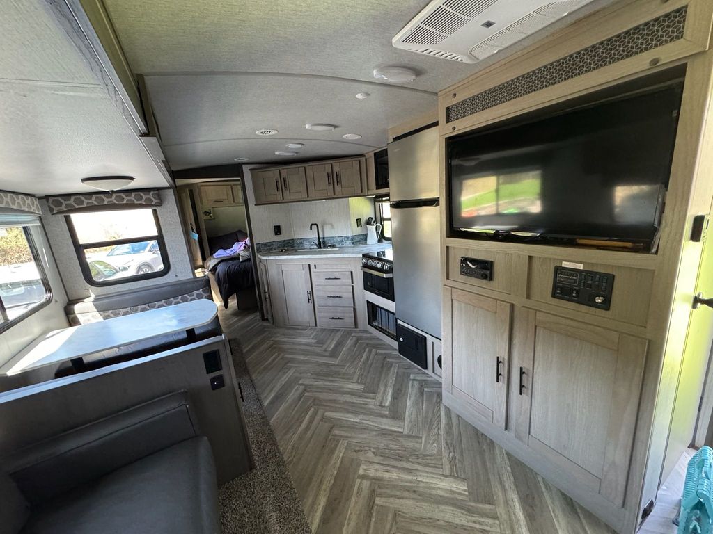 2020 Cruiser RV Shadow Cruiser 260RBS - National Vehicle