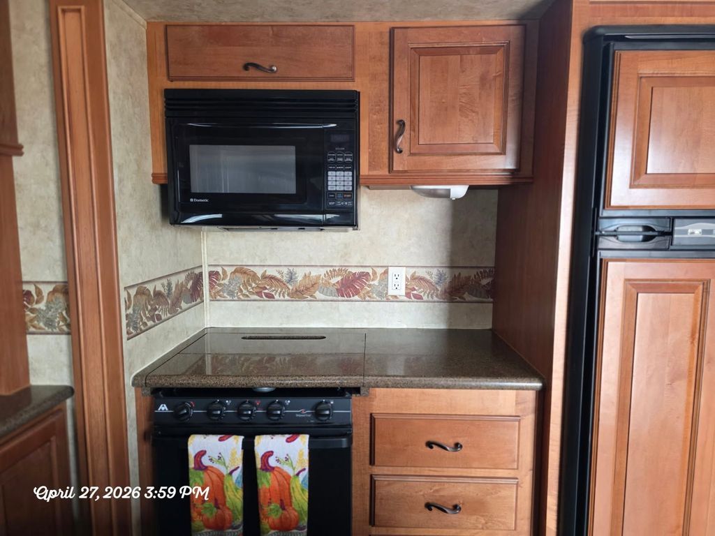 2010 Jayco Designer 37RLQS - National Vehicle
