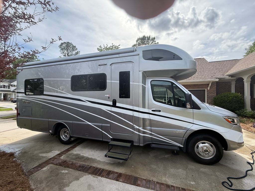 2020 Winnebago Navion 24V - National Vehicle