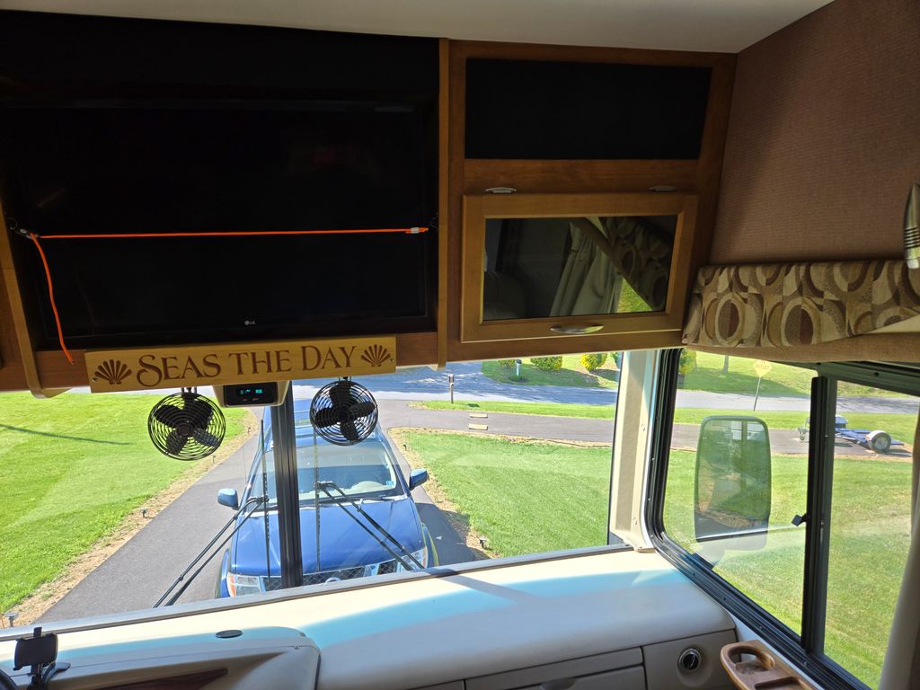 2007 Fleetwood Pace Arrow 36D - National Vehicle