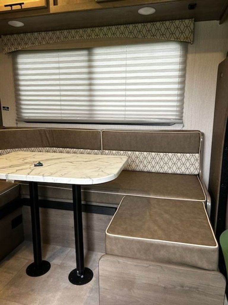 2020 Coachmen Freelander 22XG - National Vehicle