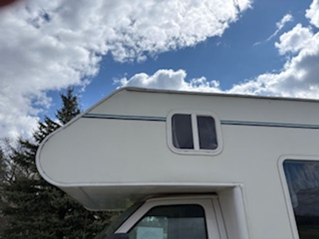 2000 Shasta Sprite 240MB - National Vehicle