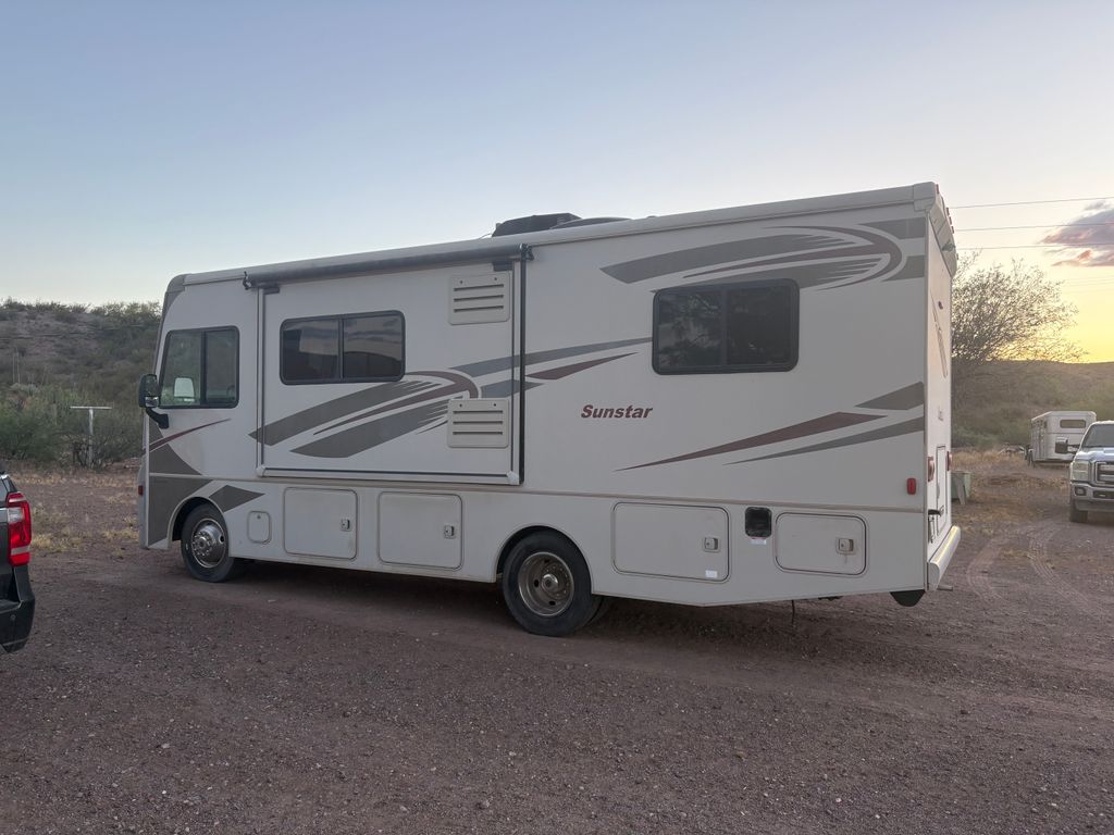 2016 Itasca Sunstar 26HE - National Vehicle