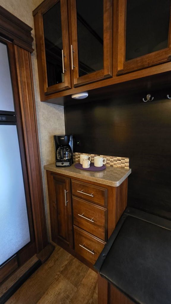 2018 Jayco Eagle 325BHQS - National Vehicle