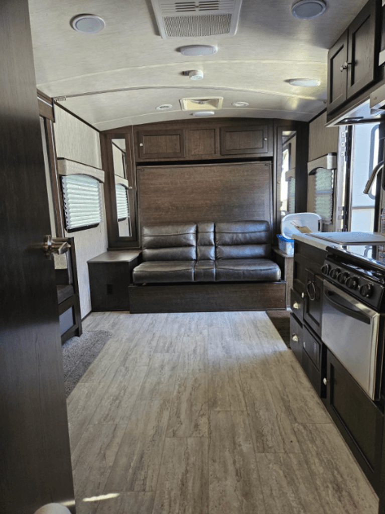 2019 Cruiser RV Shadow Cruiser 193MBS - National Vehicle