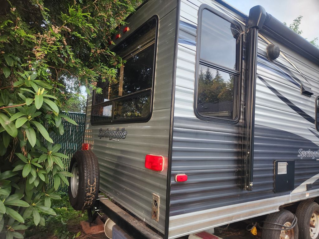 2018 Keystone Springdale Eco-Lite 202QBWE - National Vehicle