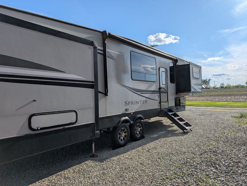 2019 Keystone Sprinter Limited 3341FWFLS - National Vehicle