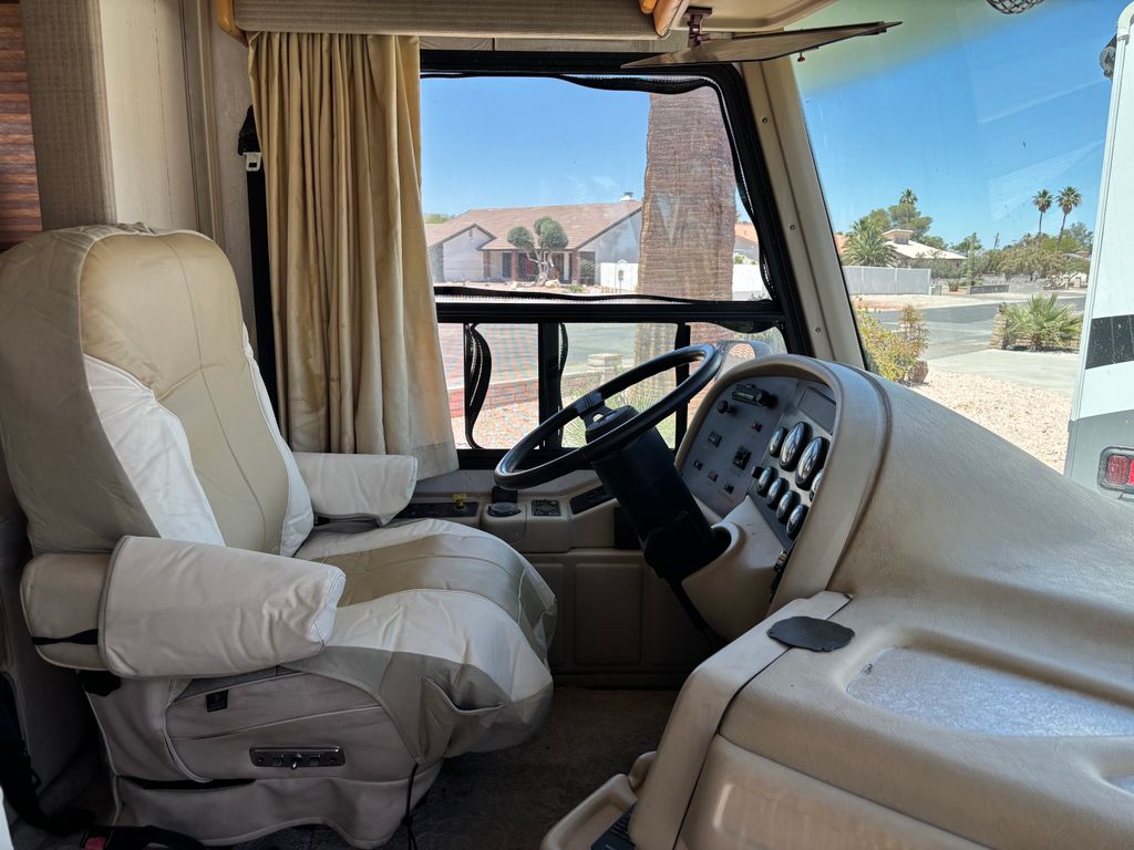 1999 National RV Tradewinds 7371 - National Vehicle