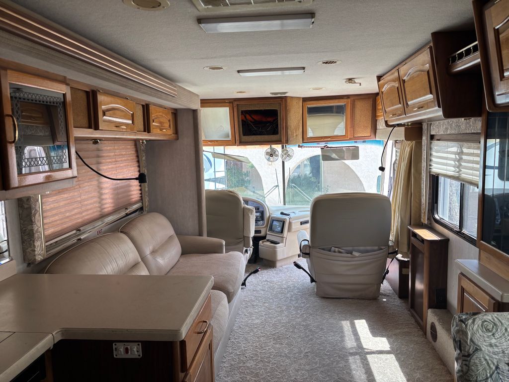 1999 National RV Tradewinds 7371 - National Vehicle