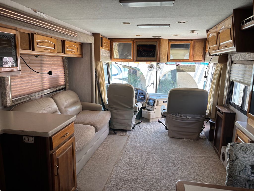 1999 National RV Tradewinds 7371 - National Vehicle
