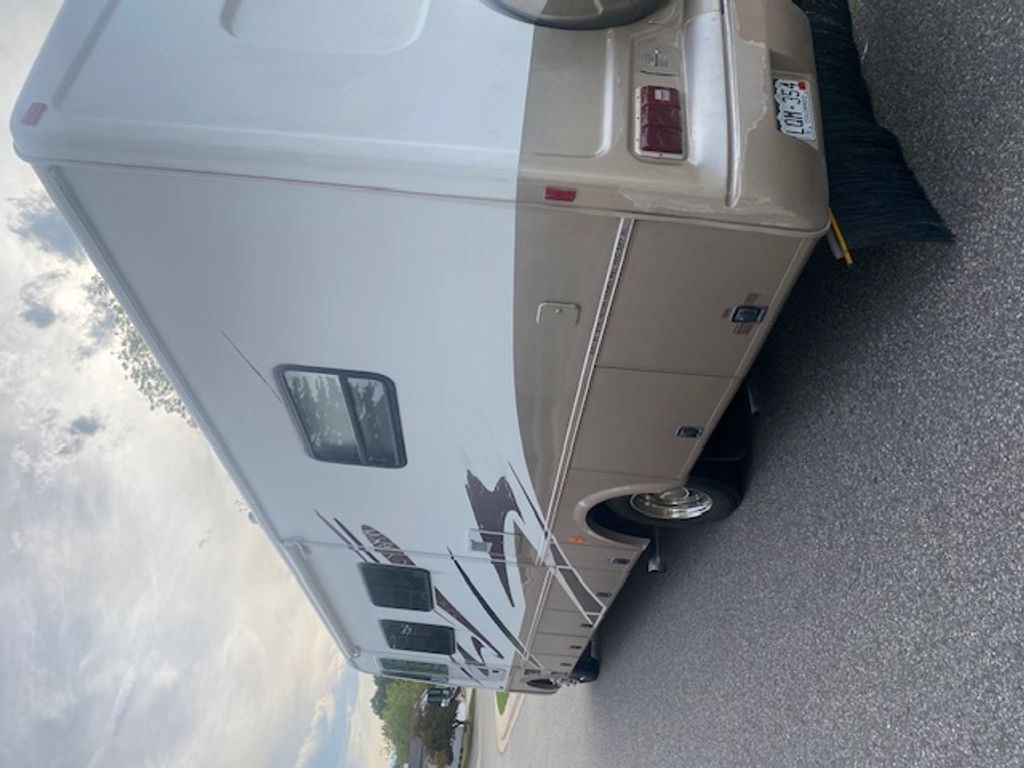 2005 Tiffin Motorhomes Allegro 32BA - National Vehicle