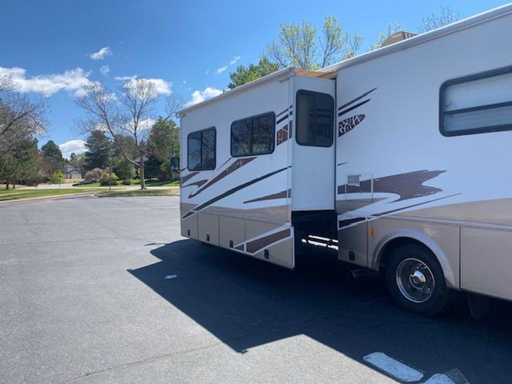 2005 Tiffin Motorhomes Allegro 32BA - National Vehicle