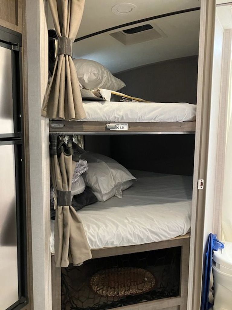 2018 Forest River Surveyor 245BHS - National Vehicle