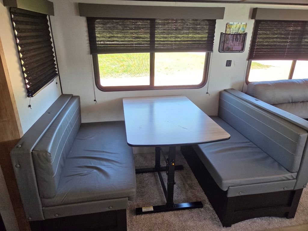 2022 Keystone Springdale 282BH - National Vehicle
