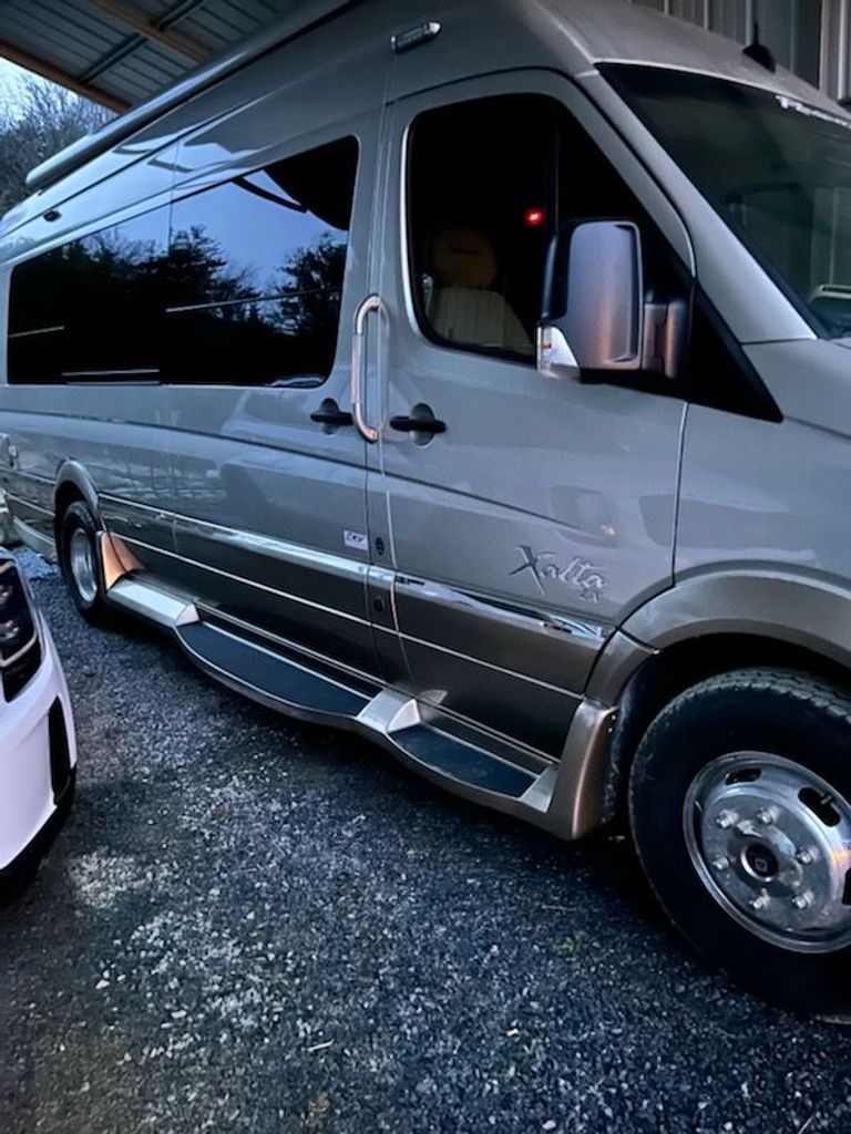 2019 Regency Xalta LX 2 - National Vehicle