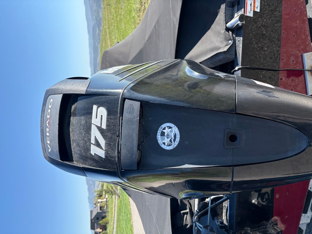 ライブ写真「4」 2017 Lund 1875 Crossover XS - National Vehicle