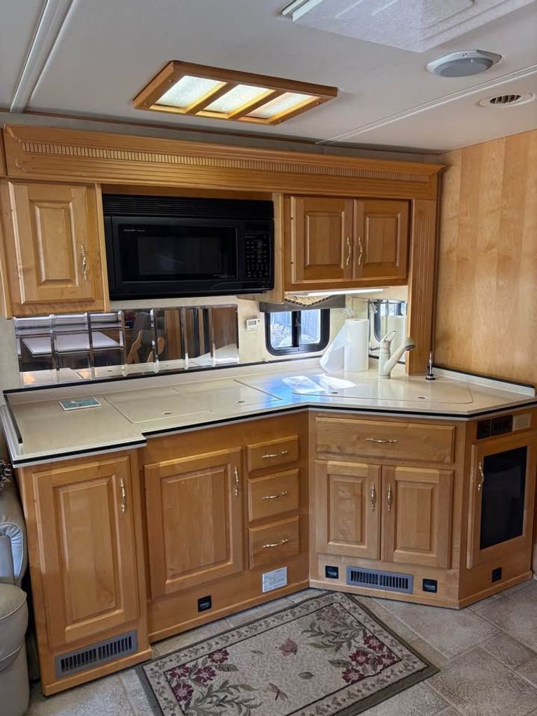 2003 Holiday Rambler Imperial 38PST - National Vehicle
