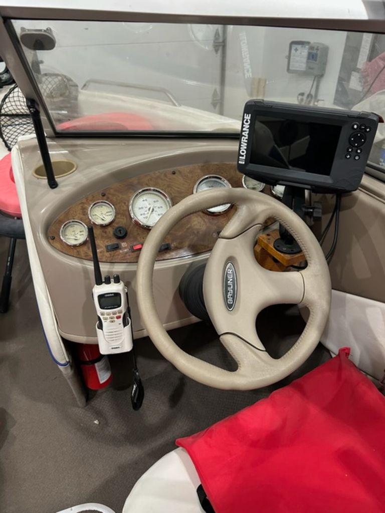 2003 Bayliner 195 BR - National Vehicle