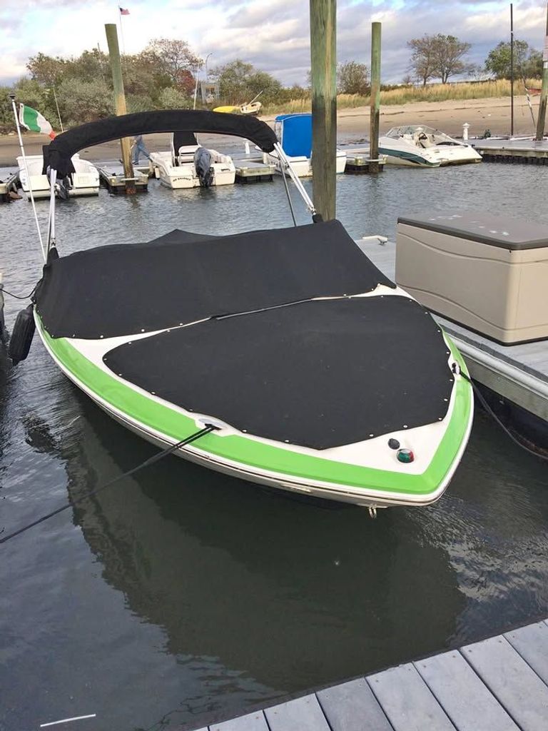 2016 Regal 1900 ESX - National Vehicle