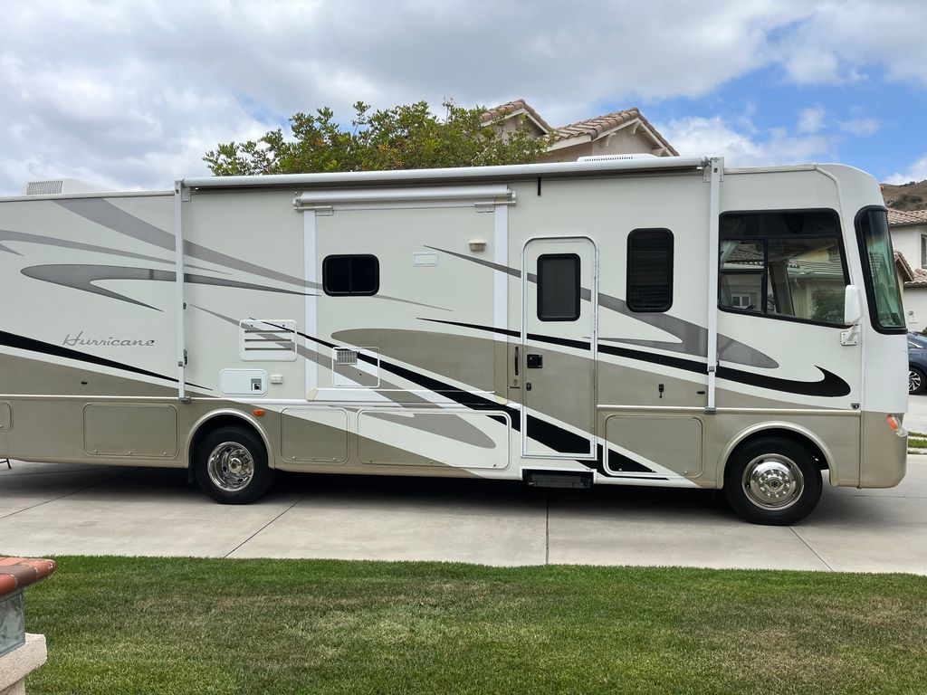 サミット 2006 Four Winds Hurricane 34N - National Vehicle