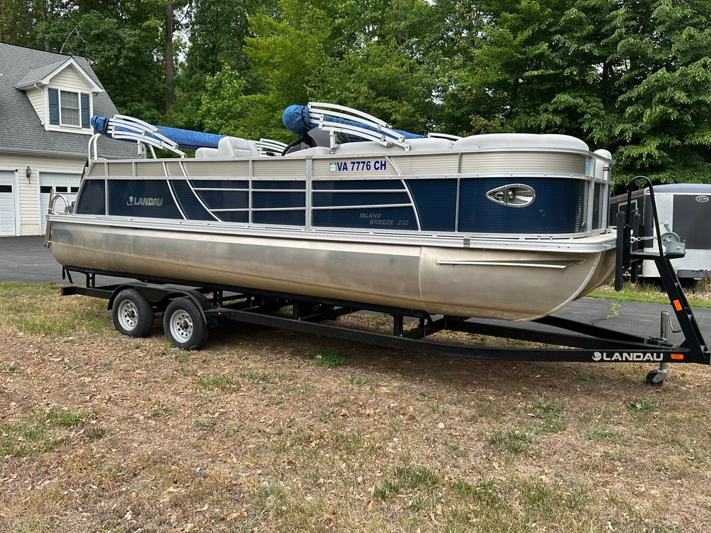 2021 Landau Island Breeze 232CRL - National Vehicle