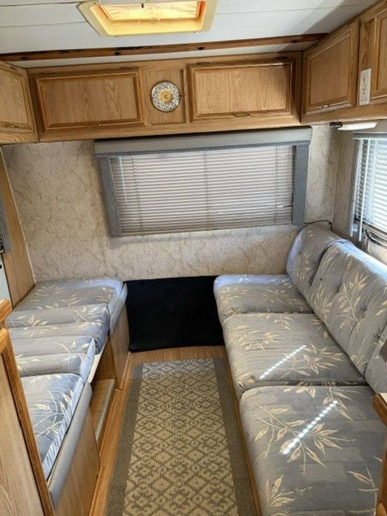 1991 National RV Dolphin 550 - National Vehicle