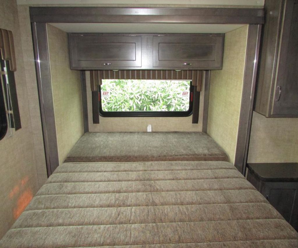 2017 Winnebago Minnie Winnie 26A - National Vehicle