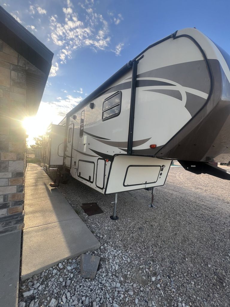 2018 Forest River Wildcat 29RLX - National Vehicle
